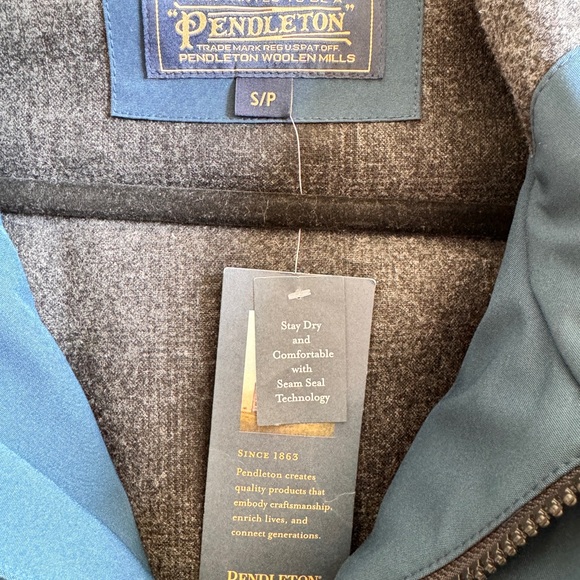 NWT Gorgeous dry and warm Pendleton Jacket for sale - Picture 13 of 16